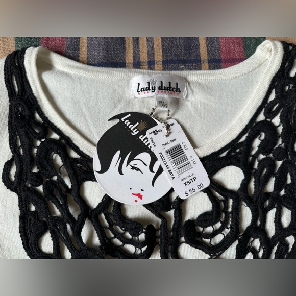 Lady Dutch High Society White Lace/Appliqué Longsleeve Top - Picture 4 of 12